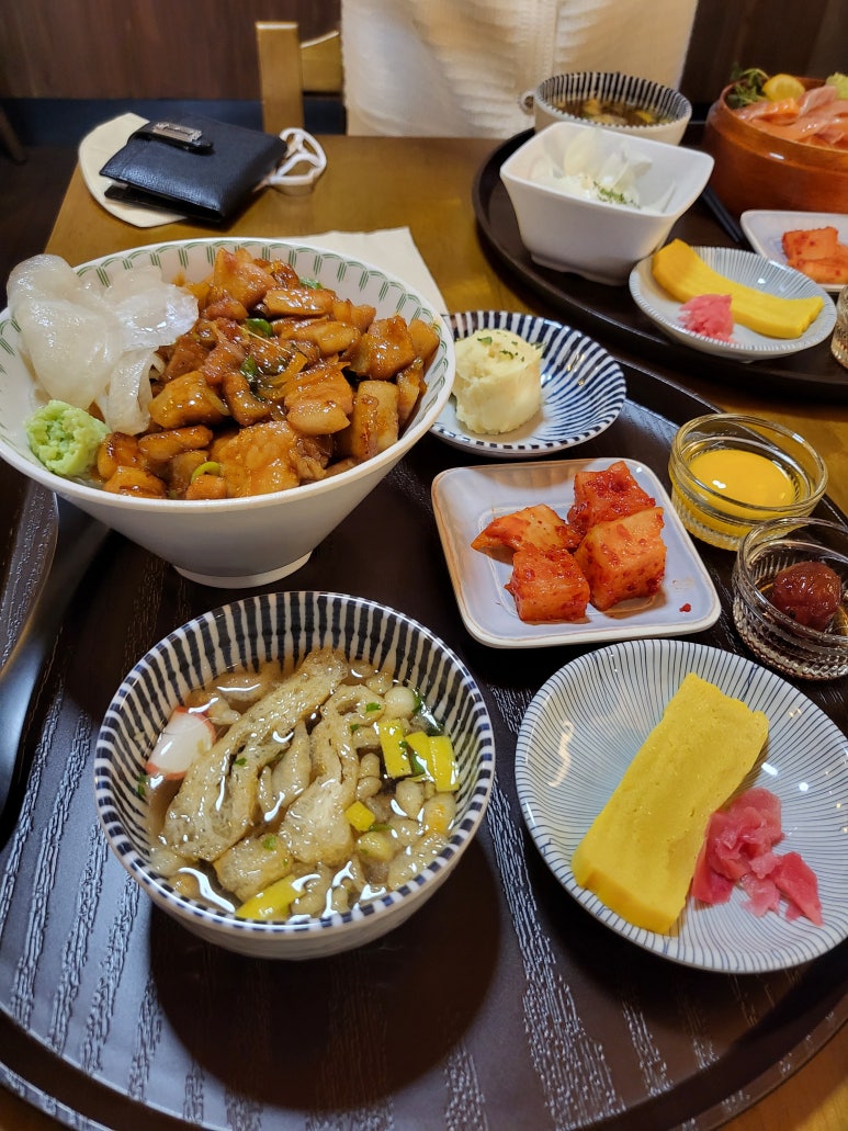 덮밥동행 이미지