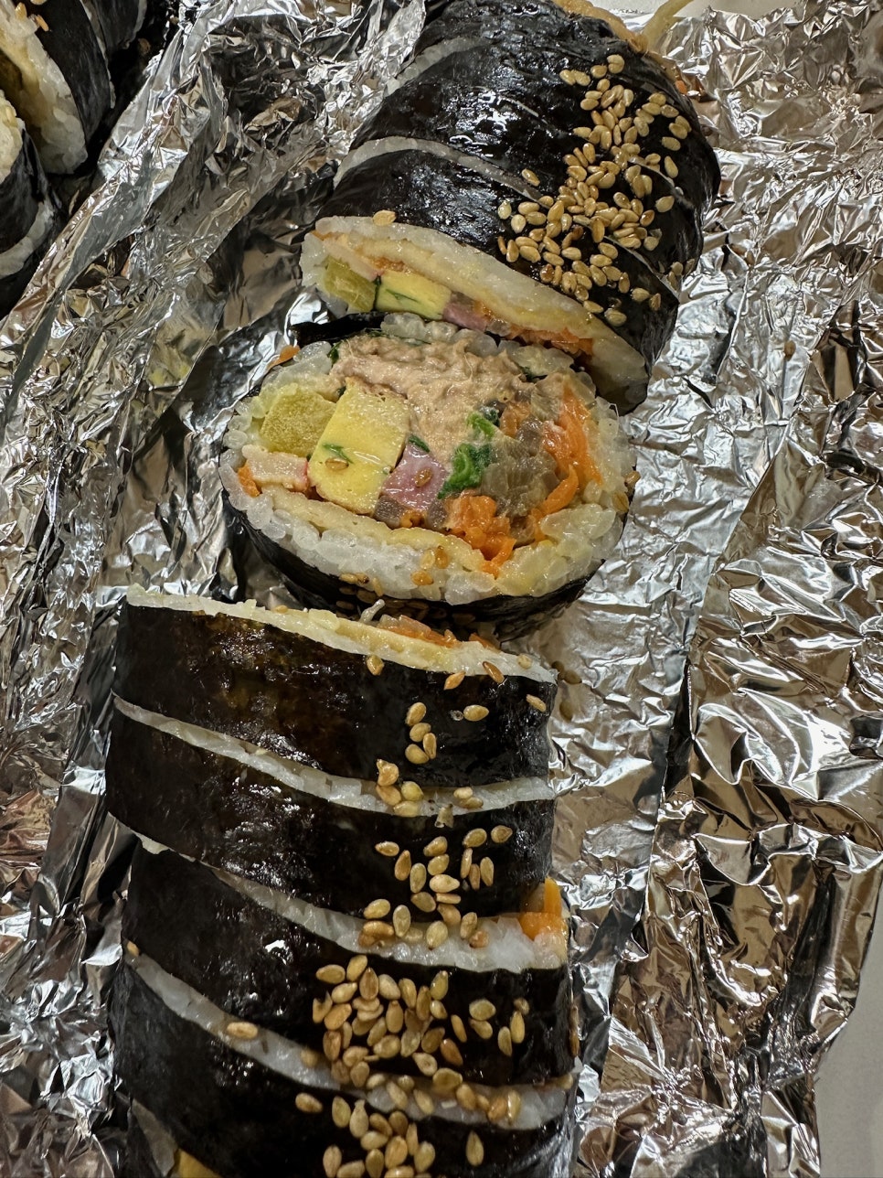 윤김밥 이미지