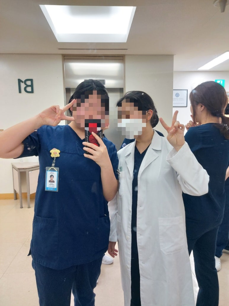 에이유(Au) 신촌점 이미지