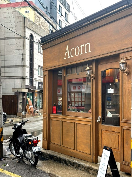 에이콘 커피 하우스(ACORN COFFEE HOUSE) 이미지