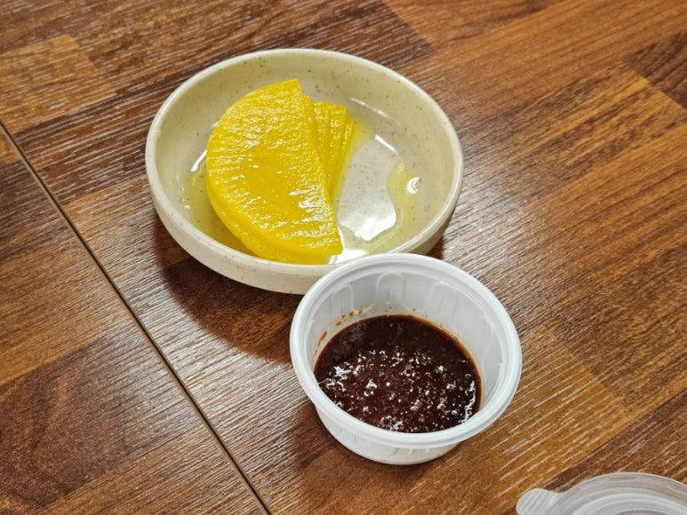 이모네손만두 이미지