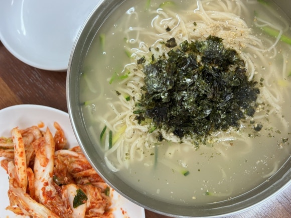 신다래칼국수 이미지