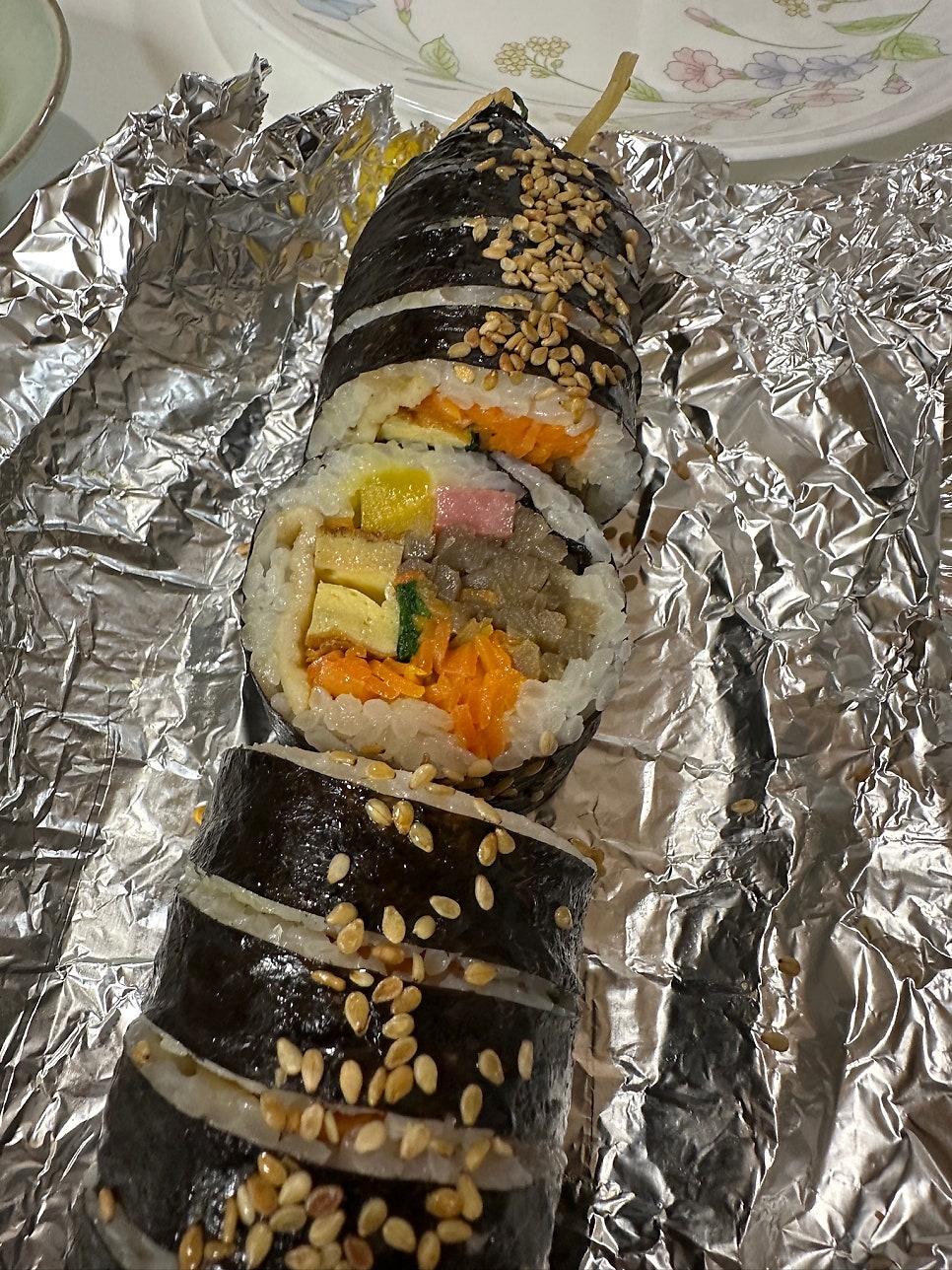 윤김밥 이미지