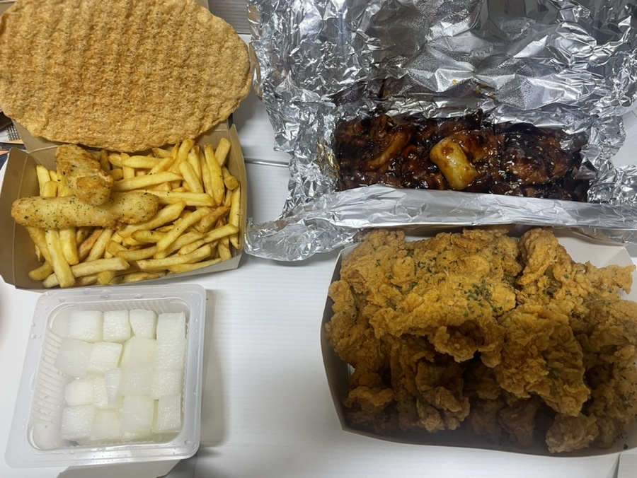 쌍둥이 숯불두마리치킨 화명점 이미지