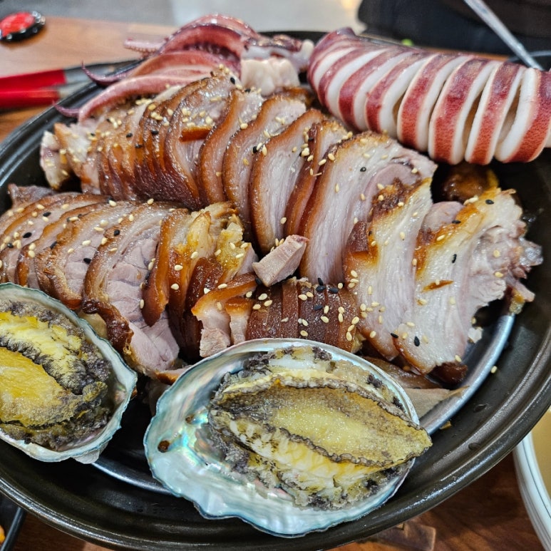 철이족발 이미지