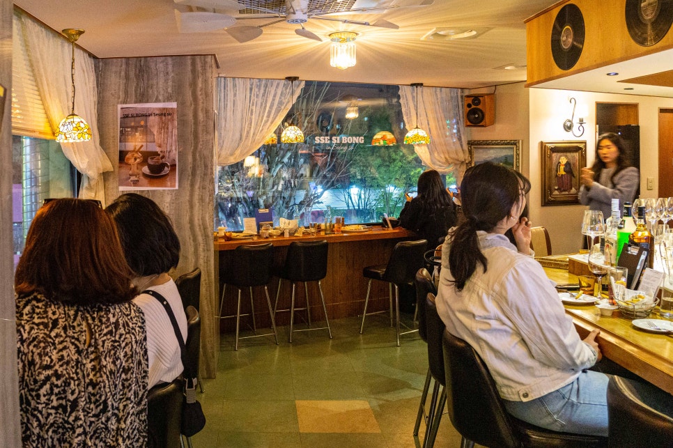 쎄시봉식당 이미지