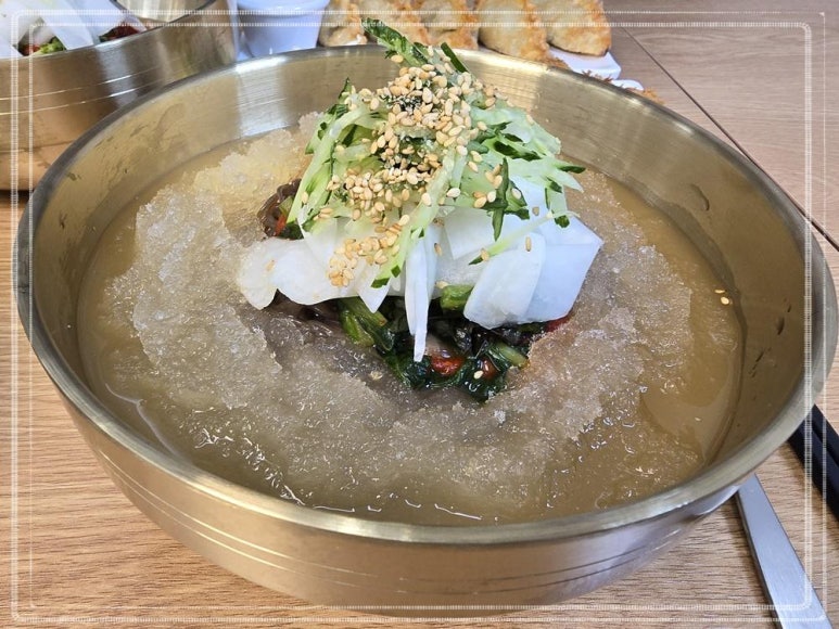 골목냉면 이미지