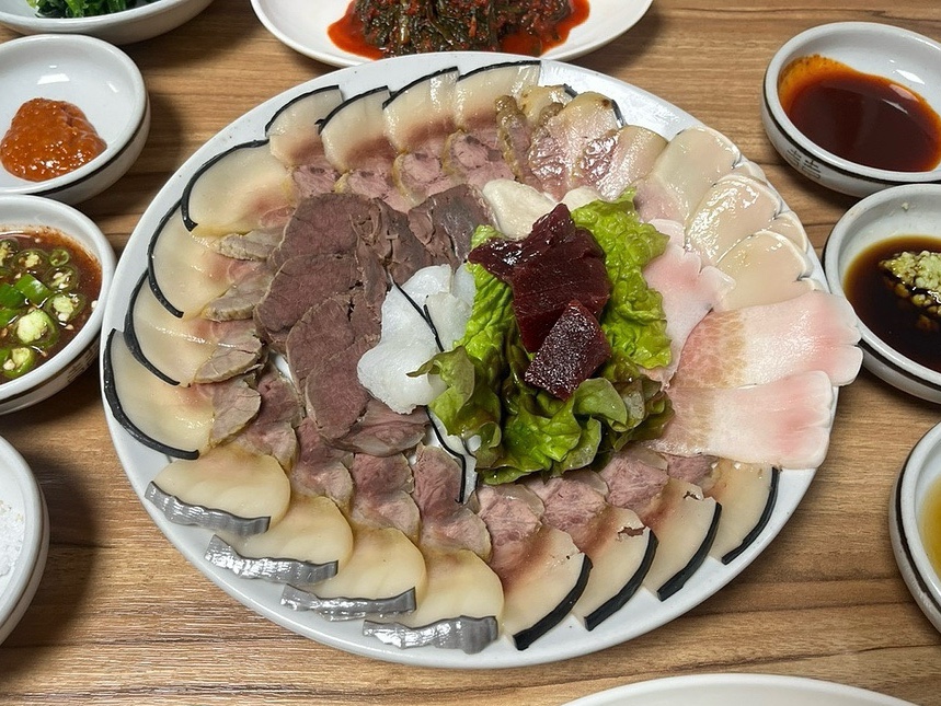 미미정고래집 이미지