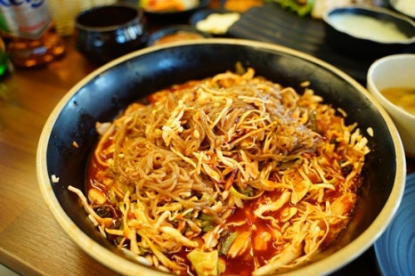 꽃 피우는 기와보쌈 이미지
