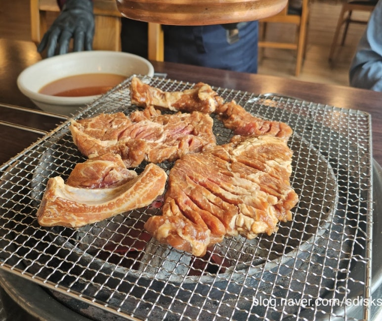 마당놀이화로구이 이미지