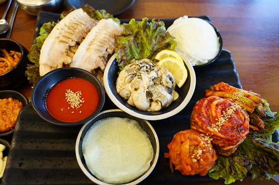 꽃 피우는 기와보쌈 이미지