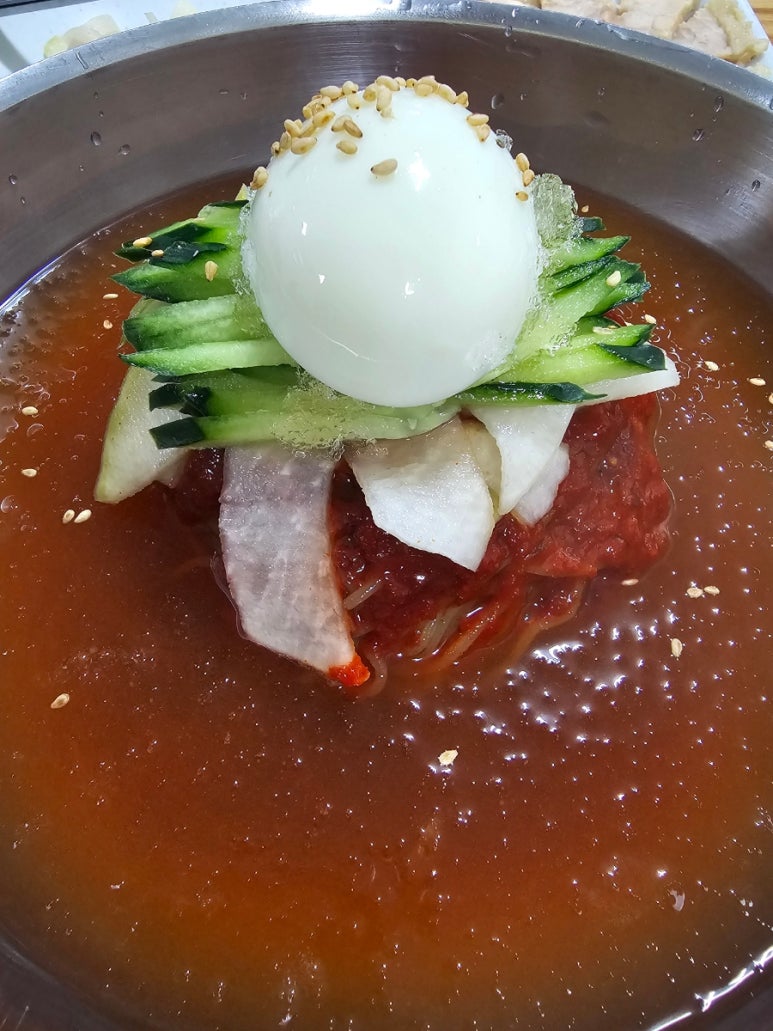 외동밀면 이미지