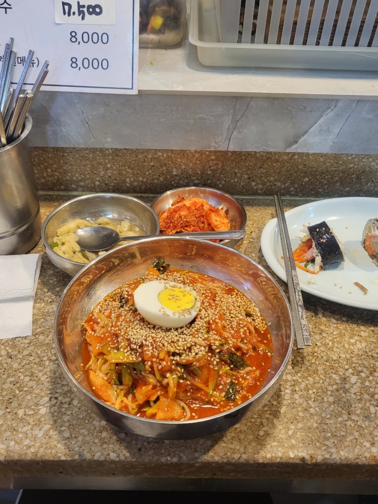 옥이네 국수집 이미지