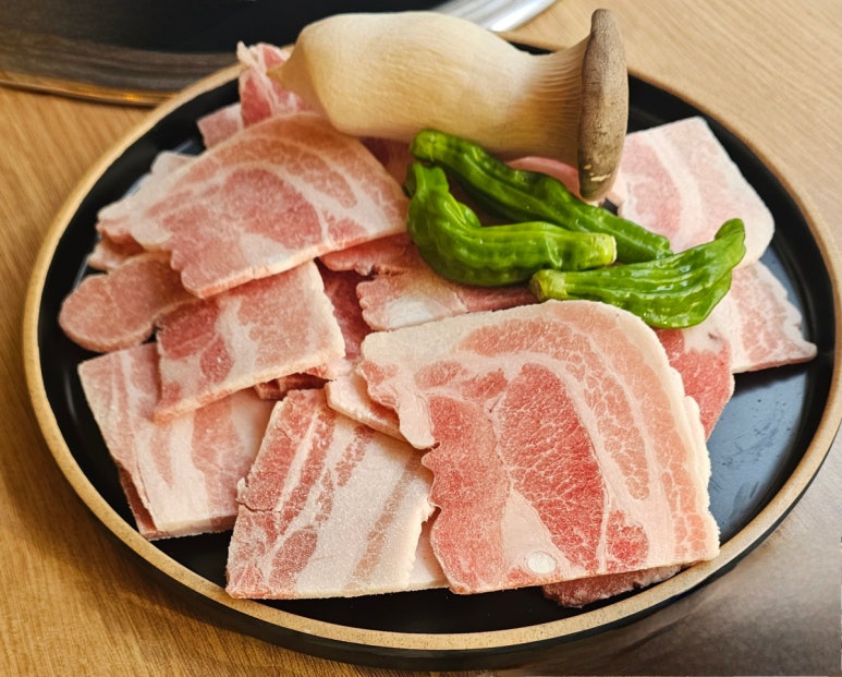 명랑돼지 이미지