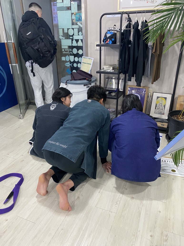 (주)에이킨스 이미지