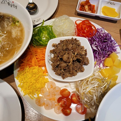 월남선생합정역점 이미지