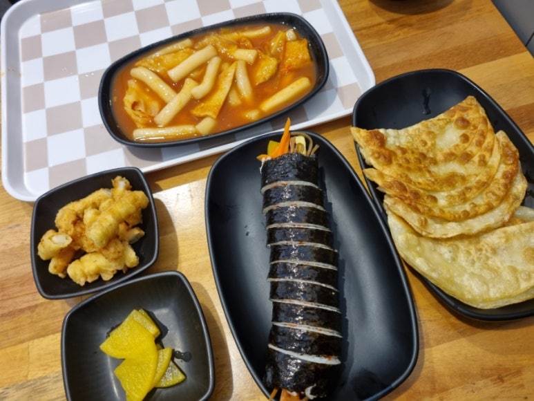 멜트그라운드 이미지
