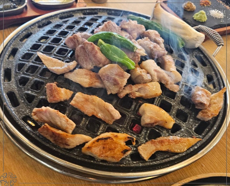 명랑돼지 이미지