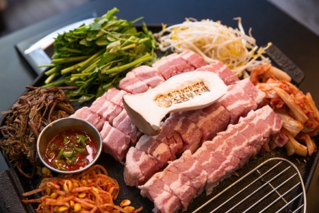 첨단솥뚜껑삼겹살 이미지