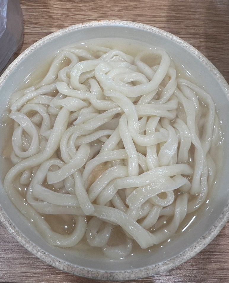 가산 칼국수 보쌈 이미지