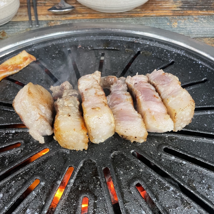 무한리필양념돼지갈비 이미지