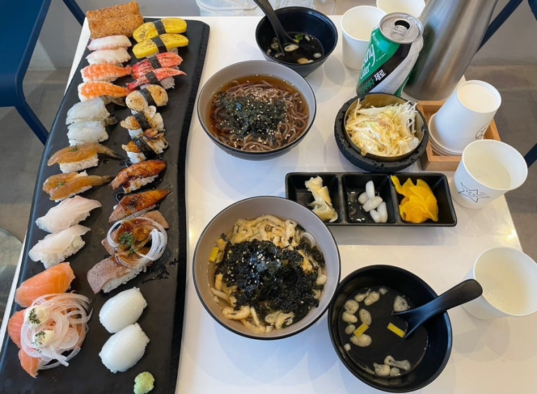 초밥싸롱 이미지