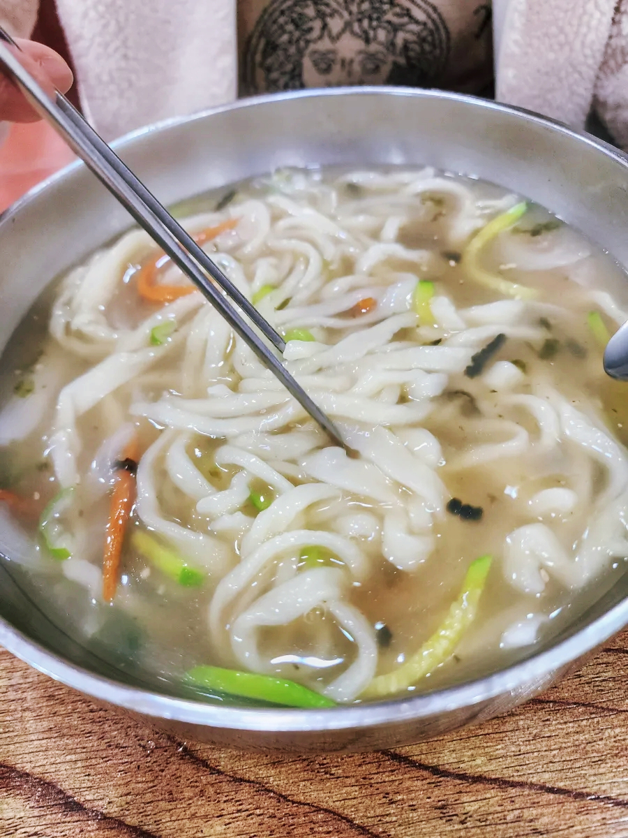 장터홍두깨칼국수 이미지