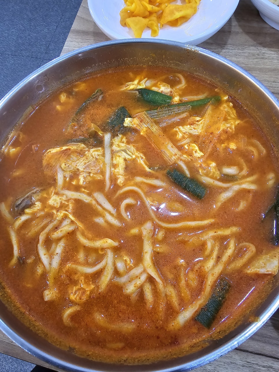 육소단 이미지