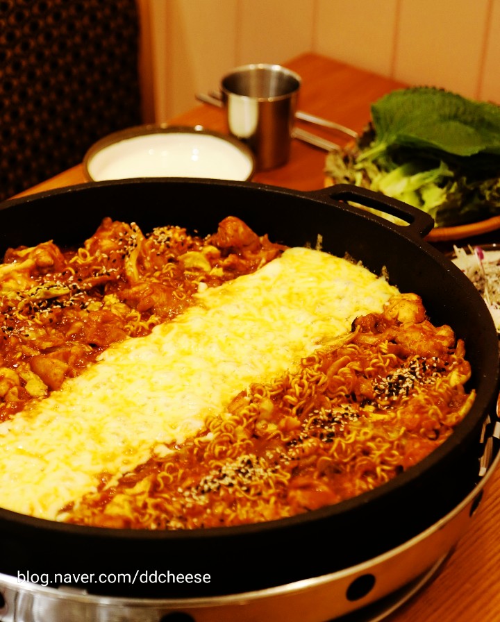 장인닭갈비대학로 이미지