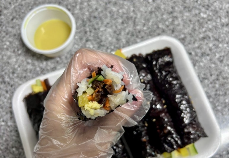 키다리꼬마김밥 이미지