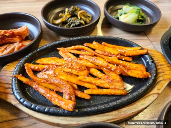 청기와한정식 이미지