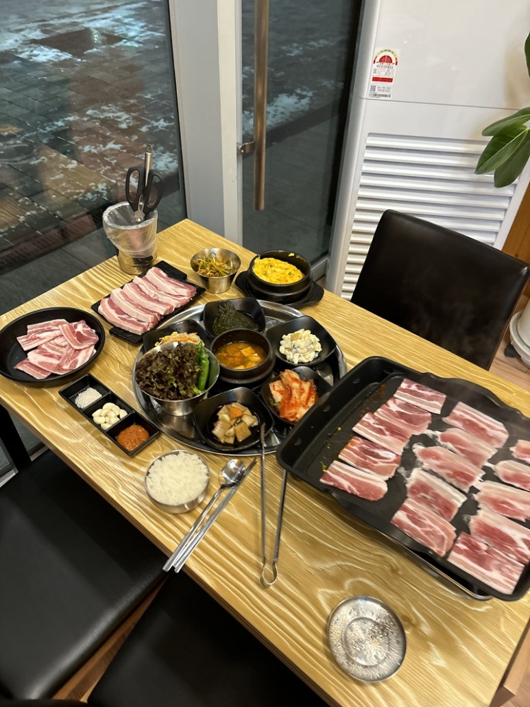 팔당돼지수제갈비 이미지