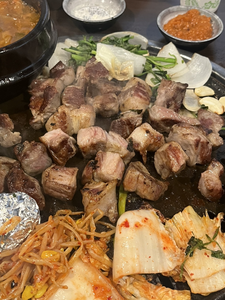 우잡고 돈잡고 이미지