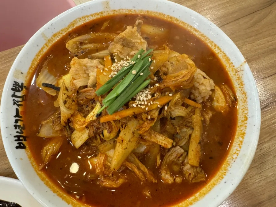백년가짬뽕 이미지