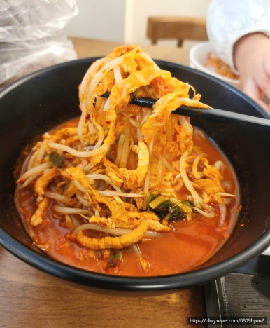 더화룡 이미지