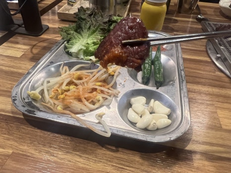 황소숯불구이 이미지