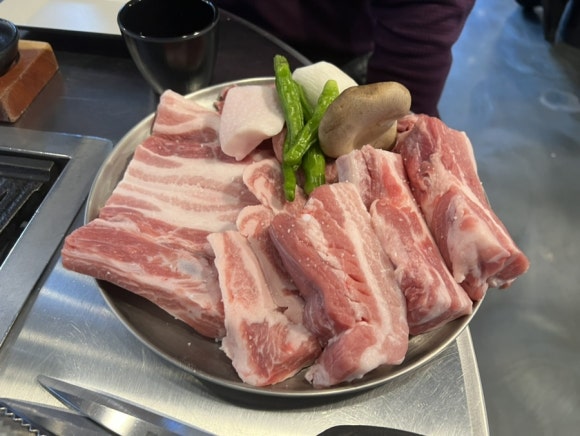 떠버리정육점 이미지