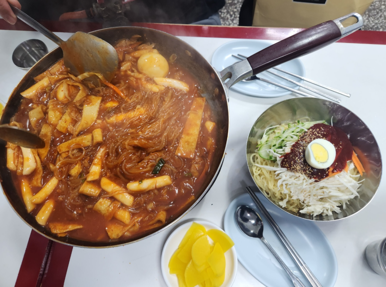 멕스칸떡볶이 이미지