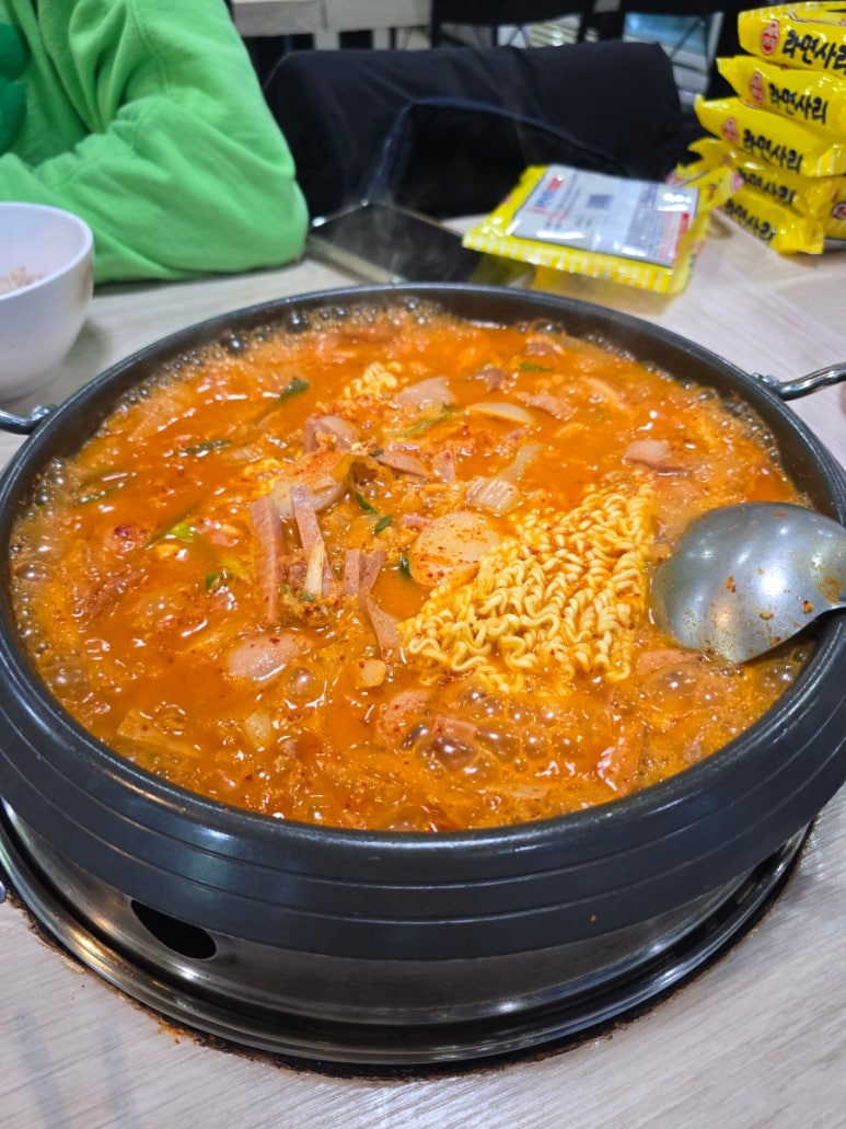 오부대찌개 교대점 사진 5