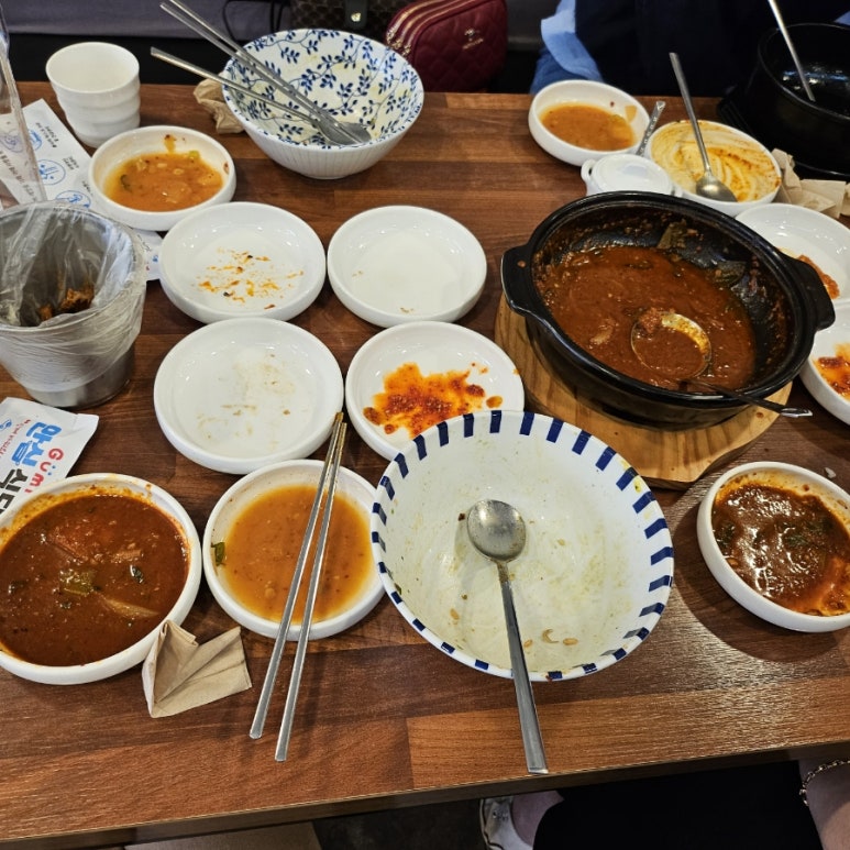 정성담은소소한식탁 이미지