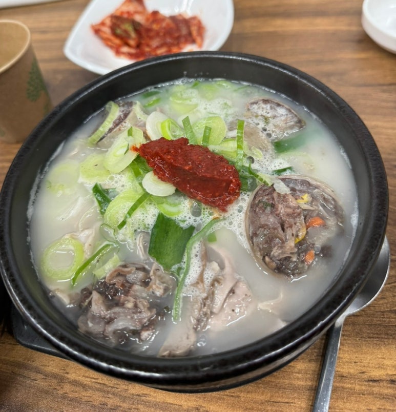모도리국밥 이미지