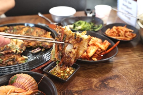 황금해물칼국수 이미지