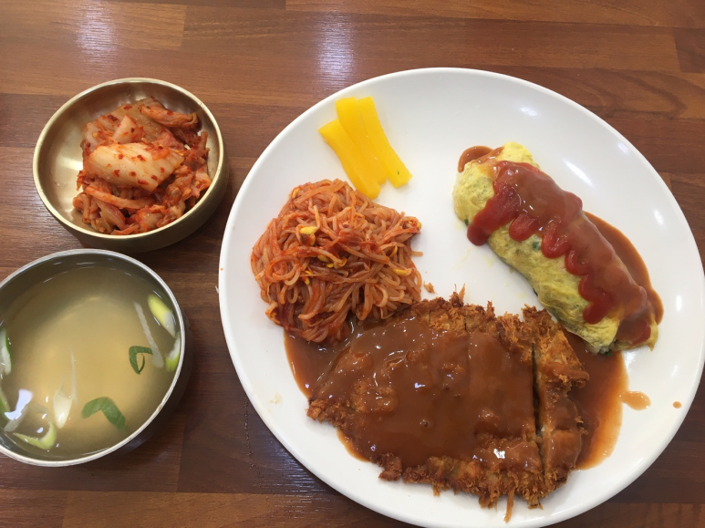 옛날밀국수 이미지