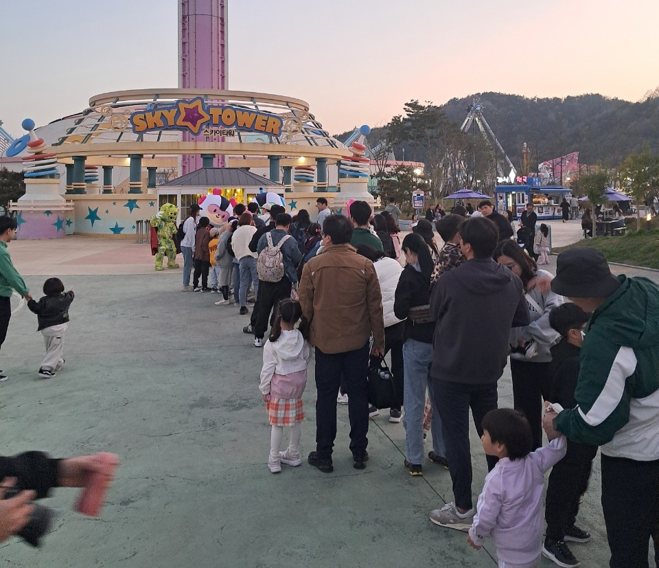 봄봄컴퍼니 이미지
