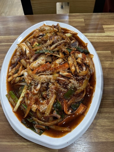 항아리얼큰이칼국수 이미지