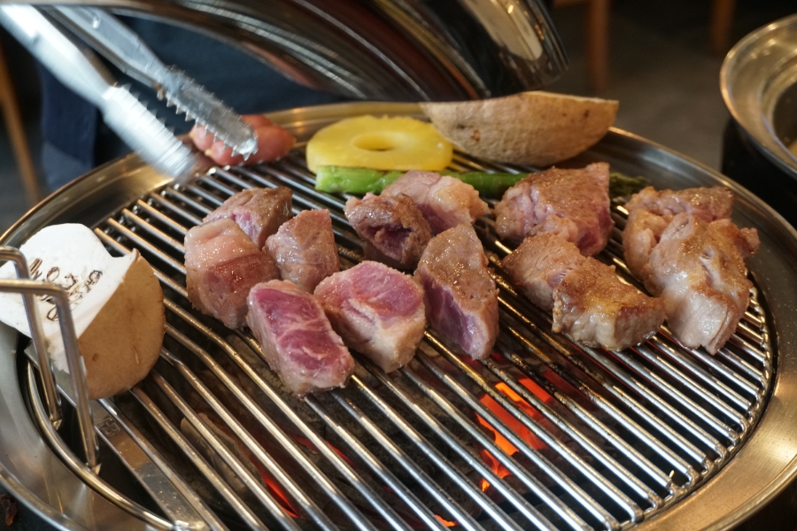 엄청난고기집 이미지