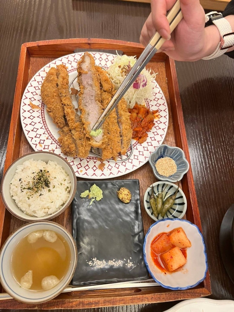 지리산흑돼지 이미지