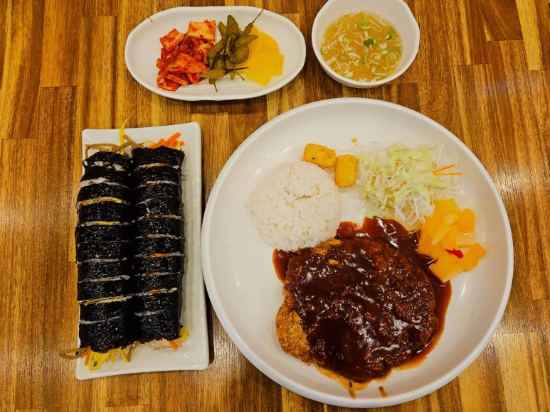 본좌김밥 이미지