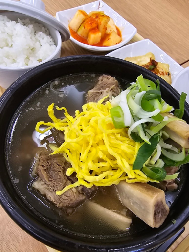 엄지냉면 이미지