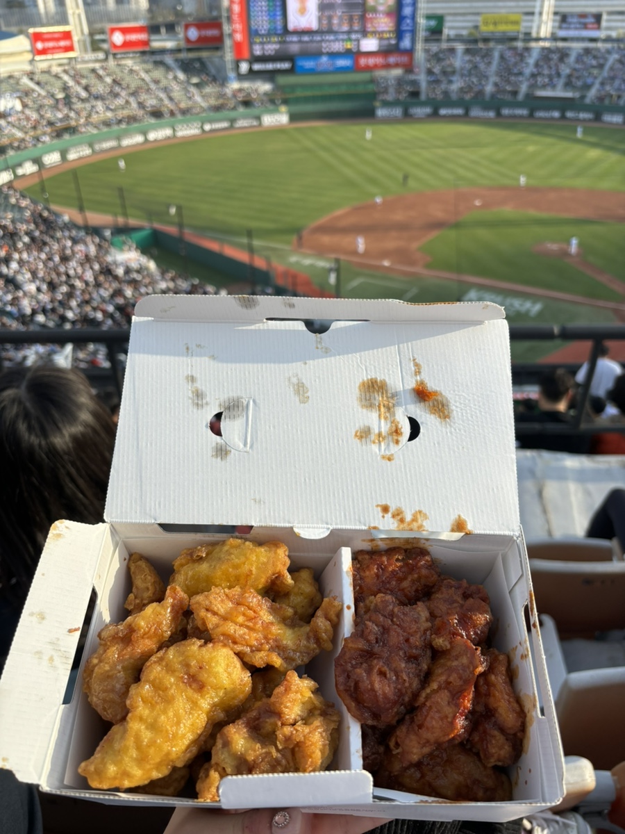 교촌치킨사직 이미지